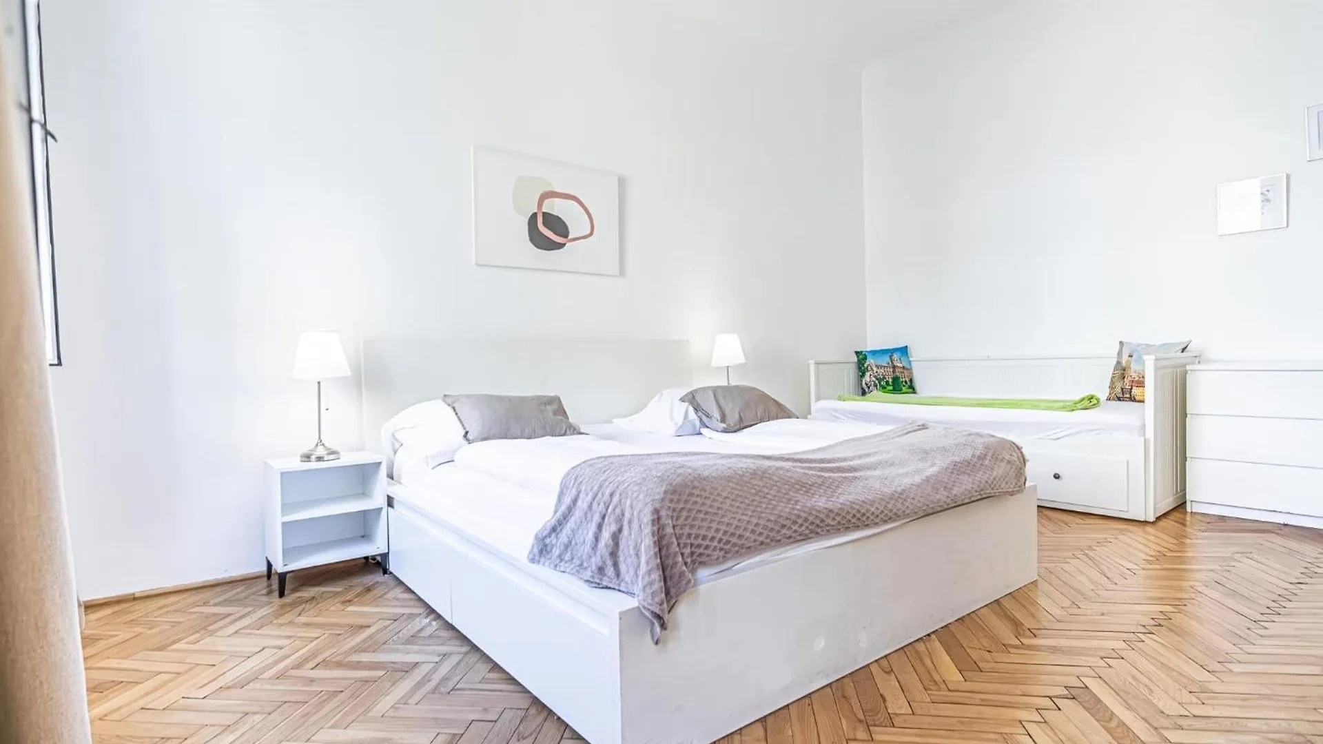 Apartment Stylish Apt For Longstays Margareten, Up To 5P Vienna