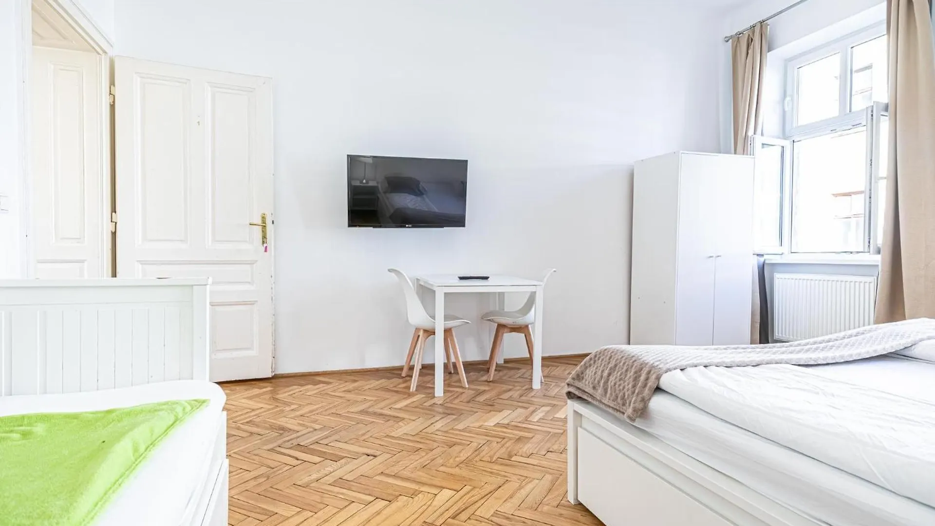 Apartment Stylish Apt For Longstays Margareten, Up To 5P Vienna